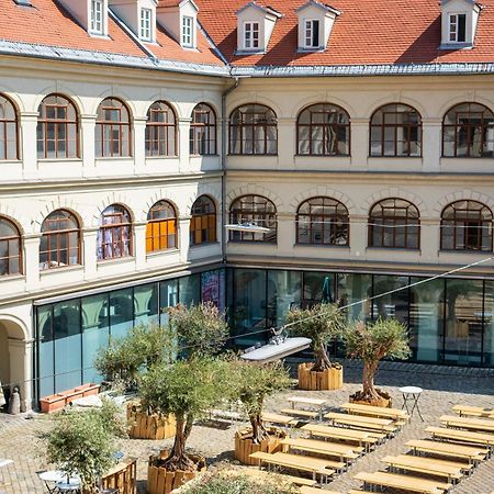 Urban Jungle Design - Historic City Center With Free Parking & Panoramic View By Hero Homes Graz Extérieur photo